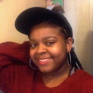 Meet your Posher, Siana